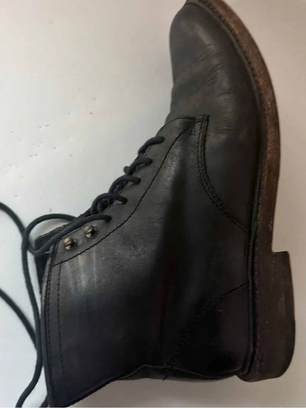 Frye James Lace Up Distressed Black Leather Boots size 6,5 Excellent Condition